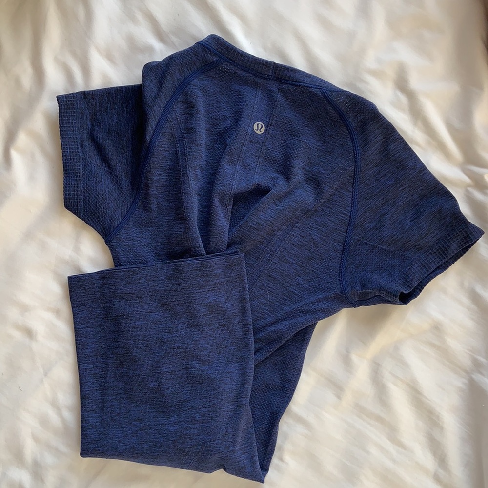 Fitted Lululemon Top